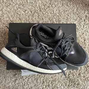 Black adidas pure boost